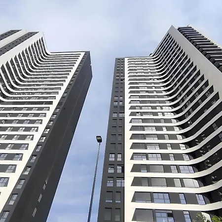 Modern 2 Bed 23 Floor Urban Sky Apartment
